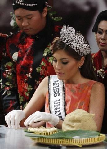 Miss Universe 2013 ทำกิจกรรมในประเทศอินโดนีเซียอย่างคึกคัก