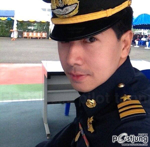 ฟินไปกับหนุ่มในเครื่องแบบ "กัปตันตูน"
