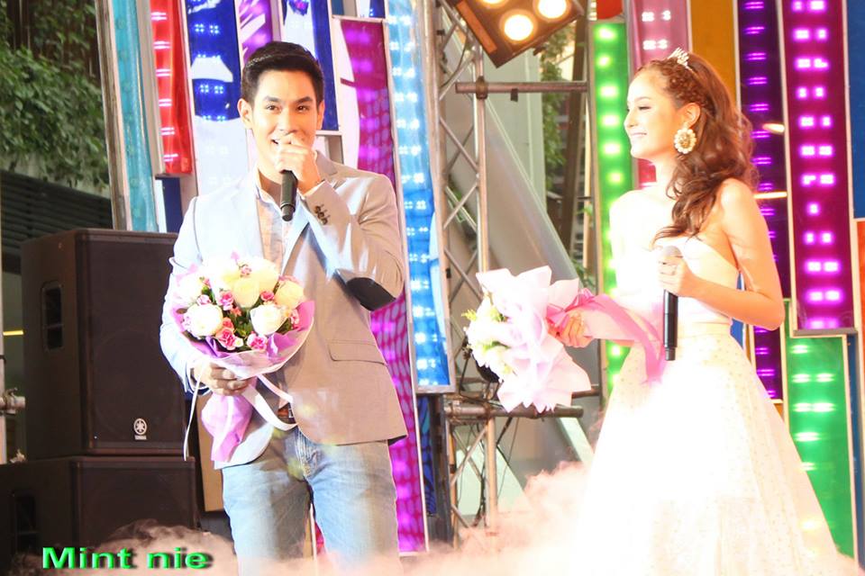 อ๋อมขวัญ 7 สีคอนเสิร์ต + แฟนคลับอ๋อมขวัญร่วมเซอร์ไพรส์วันเกิดให้อ๋อม