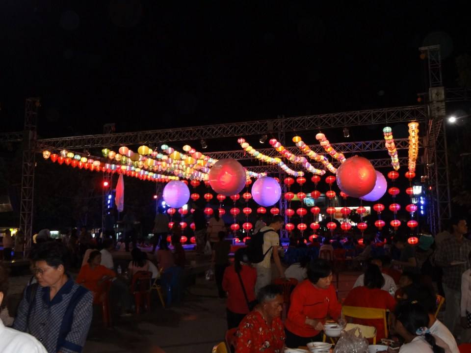 บรรยากาศ "ตรุษจีน โคราช 2557"