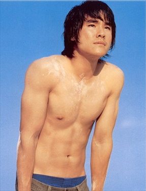 หนุ่มๆใน คอลเลคชั่นของซุปตาร์ อั้ม พัชราภา