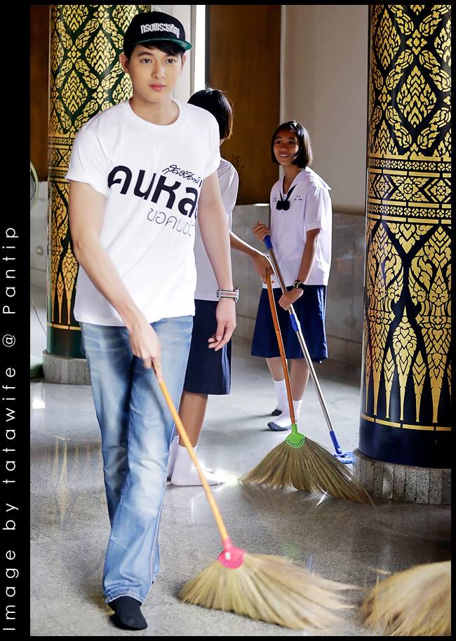 เจมส์ จิรายุ @ คนหล่อขอทำดี ปี 6 ที่จังหวัดพิจิตร