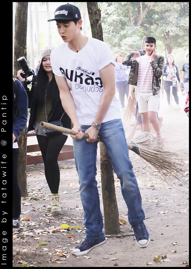 เจมส์ จิรายุ @ คนหล่อขอทำดี ปี 6 ที่จังหวัดพิจิตร