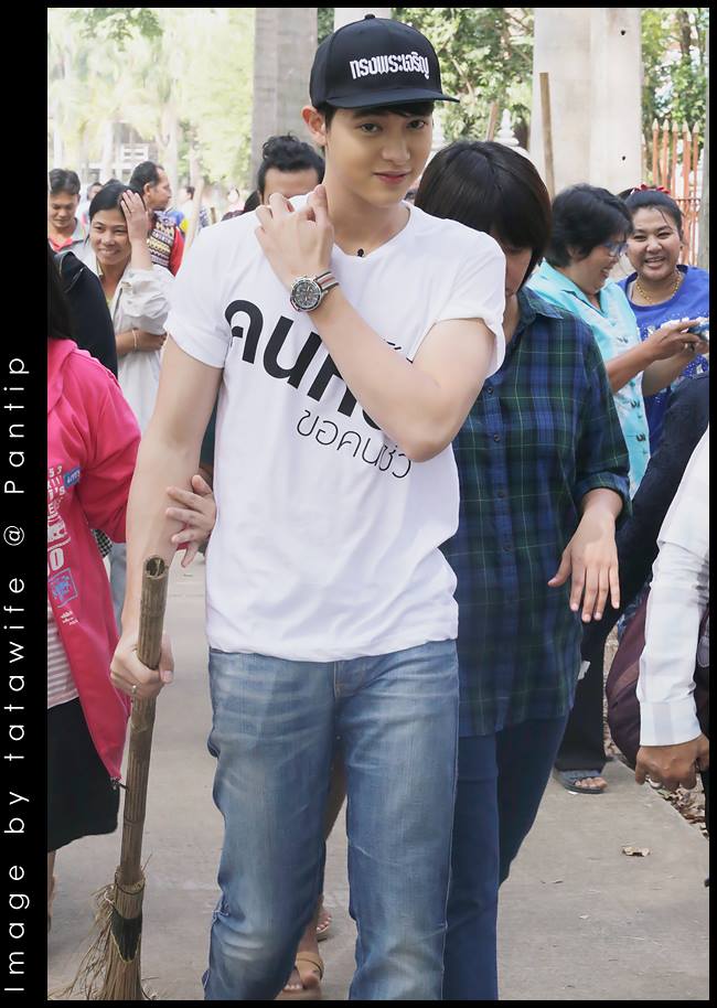 เจมส์ จิรายุ @ คนหล่อขอทำดี ปี 6 ที่จังหวัดพิจิตร