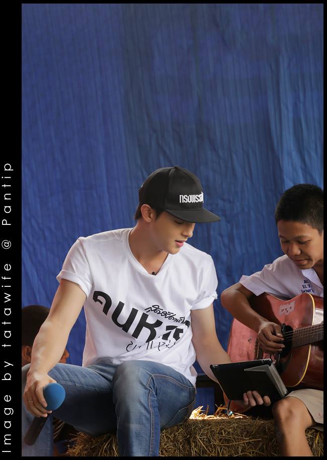 เจมส์ จิรายุ @ คนหล่อขอทำดี ปี 6 ที่จังหวัดพิจิตร