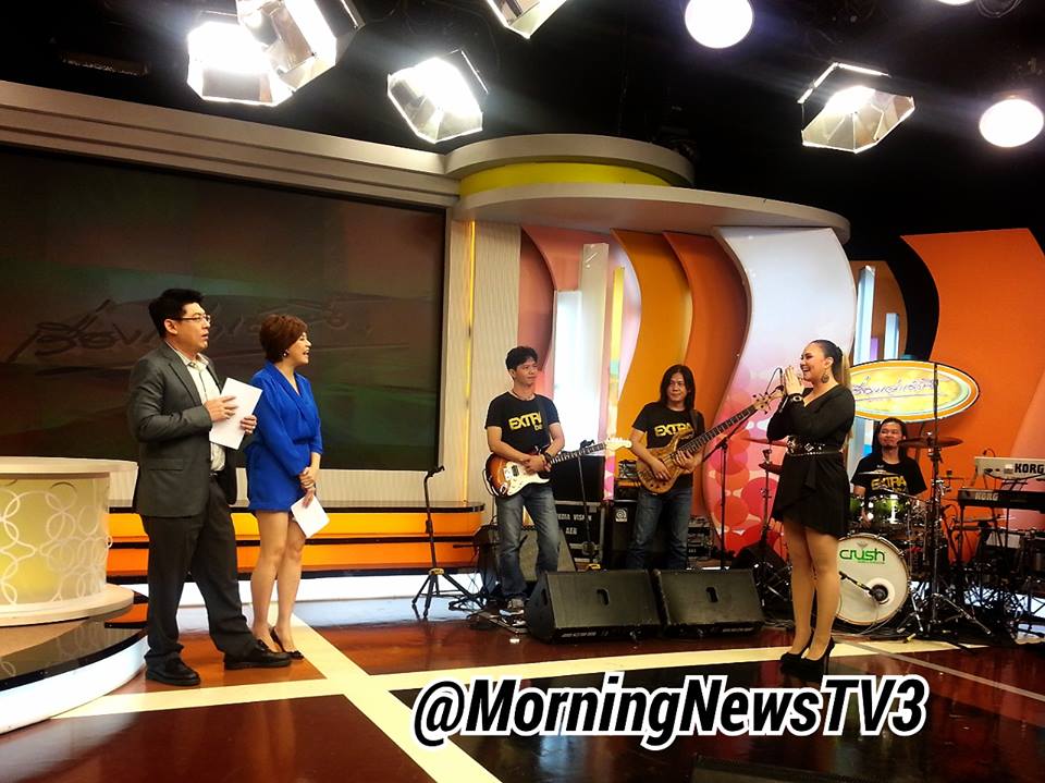 ทาทา ยัง @ รายการ เรื่องเล่าเช้านี้ (3/2/14)