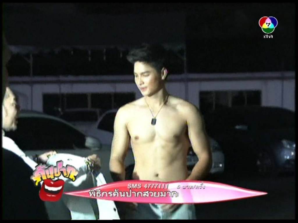 กลับไปเบิ่งเบื้องหลัง. ไมค์เคิล. มิกค์ ทองระย้า