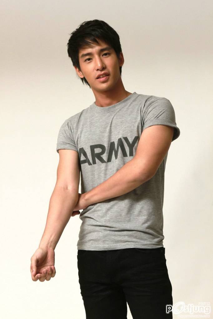 ผช.ดูสะอาดน่า.....มากกก