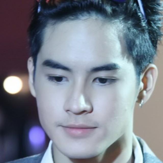 เก้า-จิรายุ @ Instagram