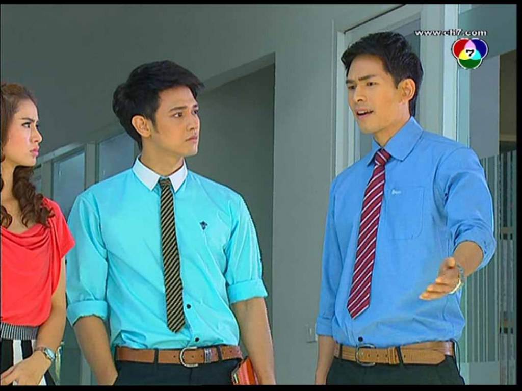 หล่อ นักแสดง. รักคนหล่อ เลือกคนรวย