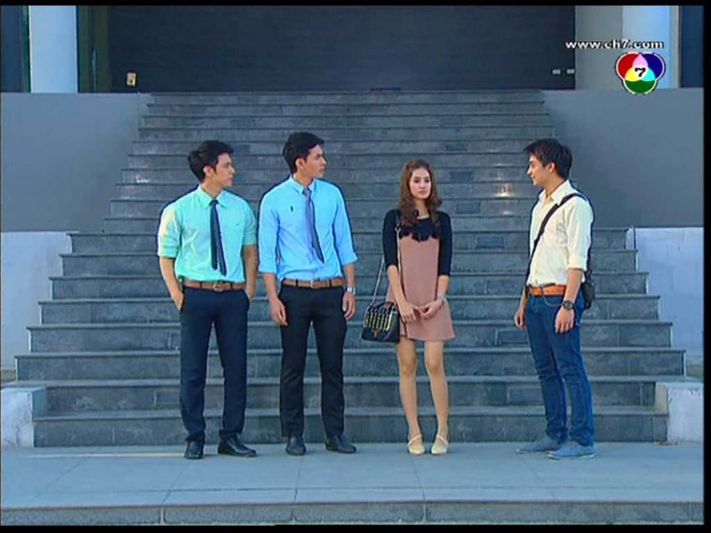 หล่อ นักแสดง. รักคนหล่อ เลือกคนรวย
