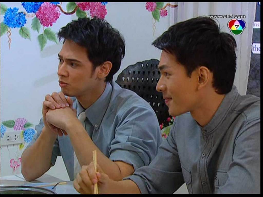 หล่อ นักแสดง. รักคนหล่อ เลือกคนรวย