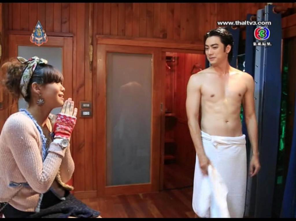 หุ่นเขาช่างเย้ายวนใจ. ฟิล์ม รัฐภูมิ