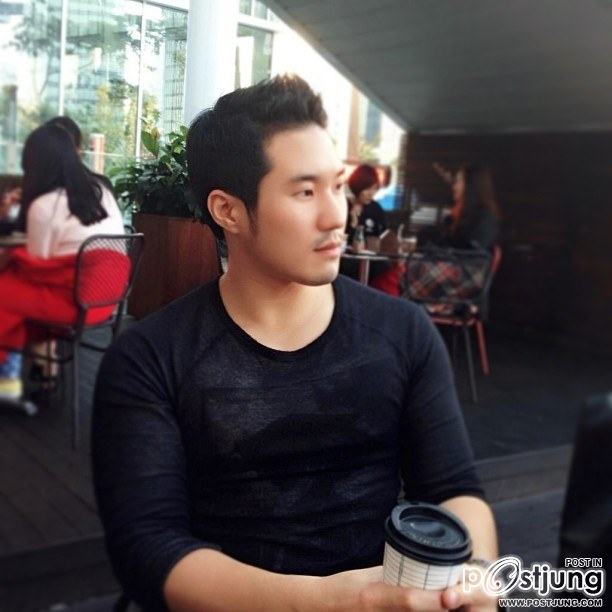 หนุ่มๆยกโขยง