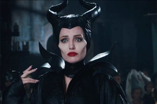 Maleficent กำเนิดนางฟ้าปีศาจ 2014 BY Angelina jolie เล่นร้าย ครั้งแรก กับ บทแม่มดร้าย