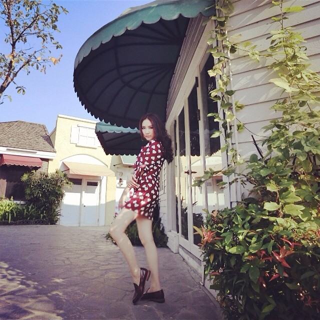 น่ารัก หุ่นดี ต้องสาวคนนี้ "พลอยฝน"