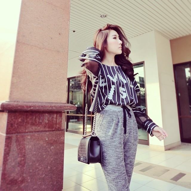 น่ารัก หุ่นดี ต้องสาวคนนี้ "พลอยฝน"