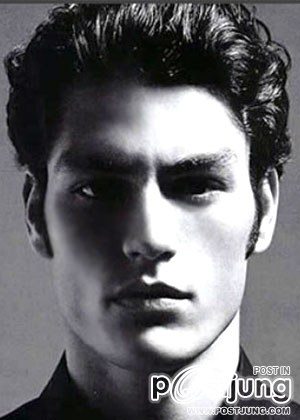อันดับที่ 7 Tyson Ballou – $425K หรือประมาณ 13,381,698 บาท