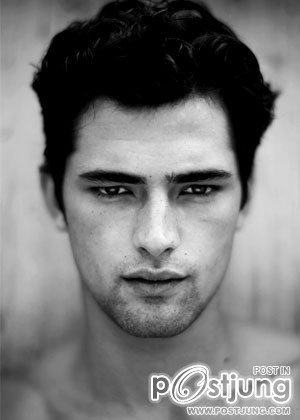 อันดับที่ 1 Sean O’Pry – $1.5 M หรือประมาณ 47,183,464 บาท