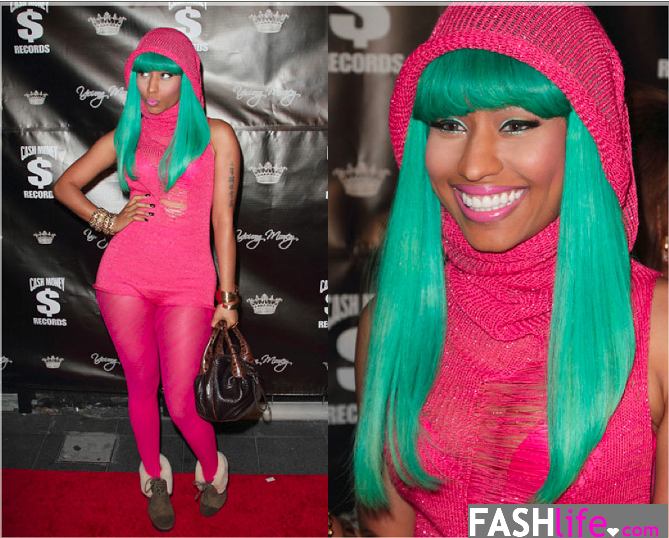 Nicki Minaj ทิ้งวิกโชว์ผมจริงแล้วจ้าา!! เปลี่ยนลุคที่คุณไม่เคยเห็นจากเทอมาก่อน!!!!!!