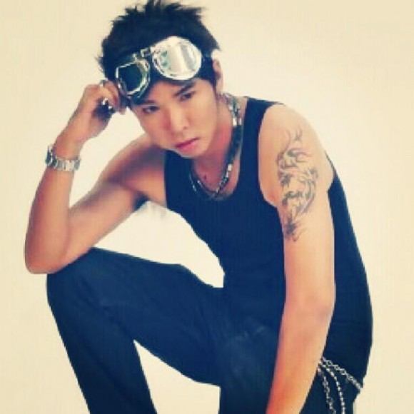 โคตรหล่อ หน้าเป๊ะมาก โอ๊ย ฟินเลย น่ารักเวอร์