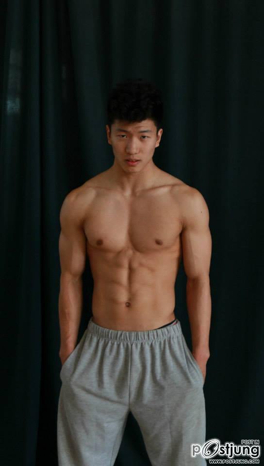 หล่อบ้างน่ารักบ้าง ๙