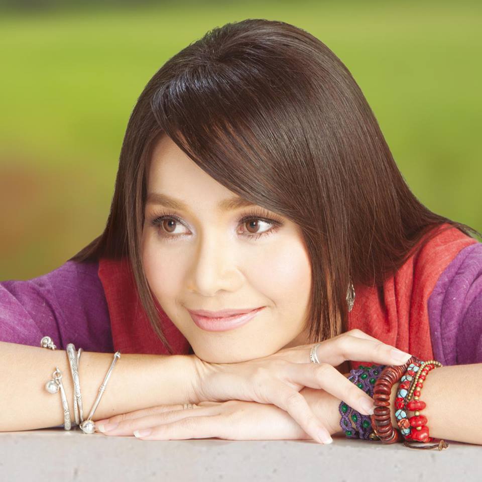 ภาพพี่ต่าย อรทัย สวย ๆ จ๊ะ