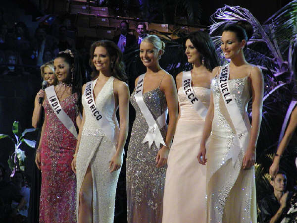 บรรยากาศ Top 5 บนเวที Miss Universe 2001-2013