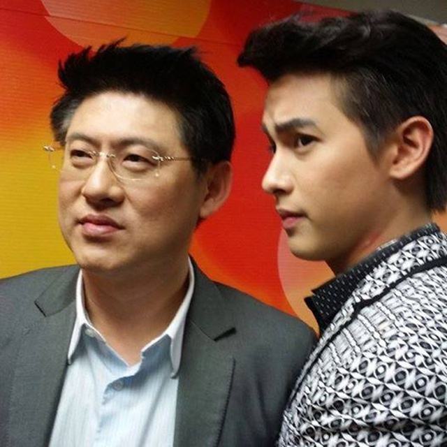 เจมส์ จิรายุ @ รายการ เรื่องเล่าเช้านี้ (10-2-57)