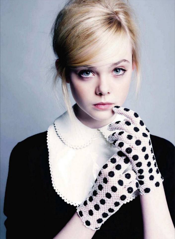 Elle fanning สวยสง่า