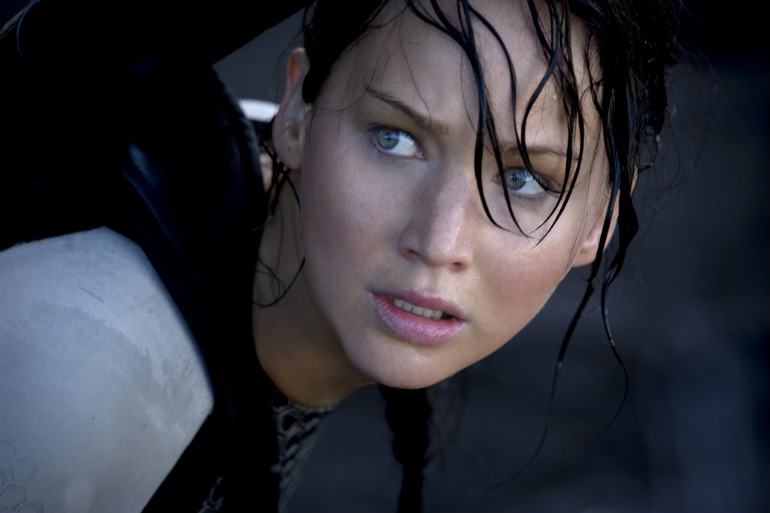 jennifer lawrence กวด รางวัล ทุกสถาบัน จาก the hunger game