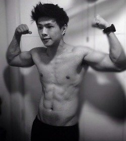 ถอดโชว์เรือนร่าง 427