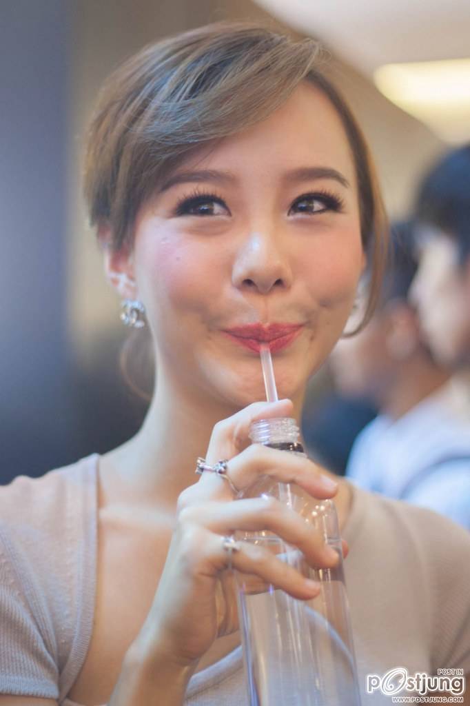 Toey Jariporn, Koolcheng Trịnh Tú Trung - Timeline Premiere