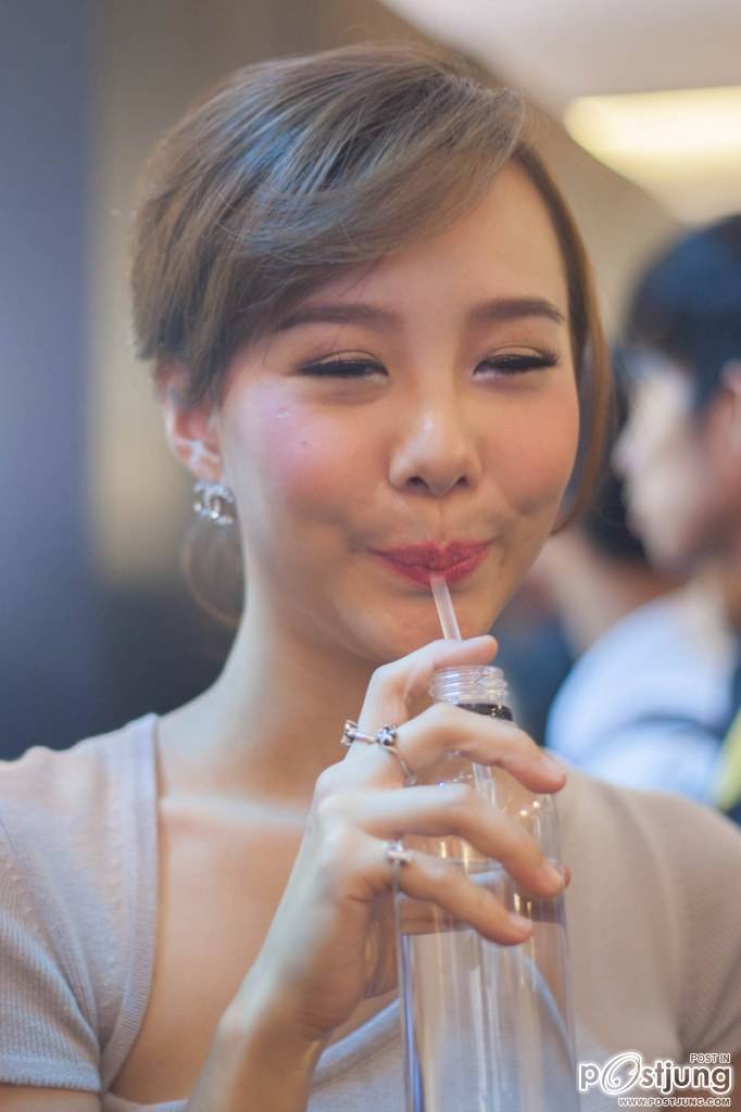 Toey Jariporn, Koolcheng Trịnh Tú Trung - Timeline Premiere