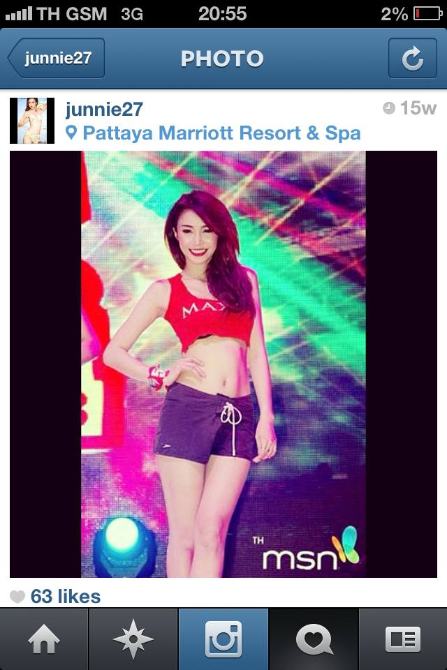 สาวพริตตี้ น่ารัก ขาว ใส