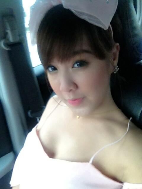 สาวพริตตี้ น่ารัก ขาว ใส