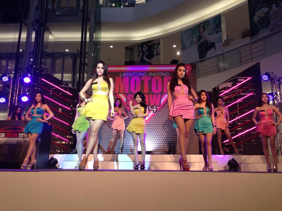 พริตตี้ งานแหลมทอง มอเตอร์โชว์ 2014