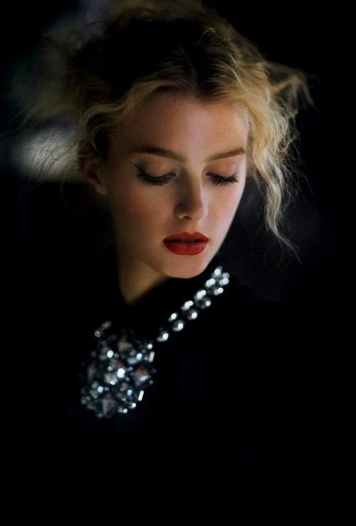 ภาพผู้หญิงสวย อาร์ตๆ จาก Tumblr