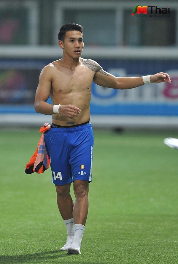 กีฬากีฬาเป็นยาวิเศษ เอ้า ฮ้า ไฮ้ @บารวี 75