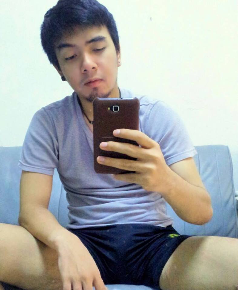 โพสต์รูปมาก็เยอะ แต่ไม่เคยโพสต์ในธีมนี้เลย  ลองดูนะครับว่าพอไหวไหม @บารวี  77