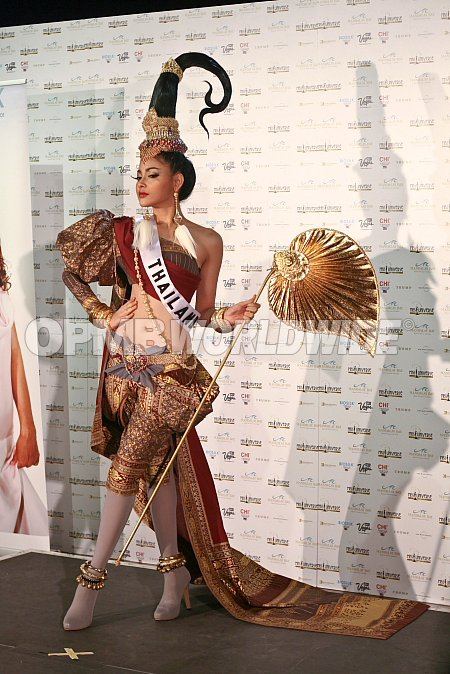 Fonthip Watcharatrakul @ Miss Universe 2010