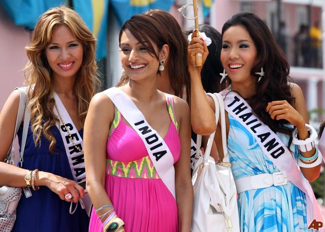 Chutima Durongdej @ Miss Universe 2009