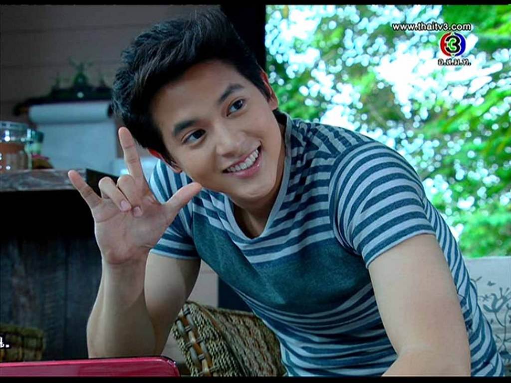 วัน. เดือน. ปี. แฉ๊ะ.. ถ่ายฮูป[เจมส์ จิรายุ]
