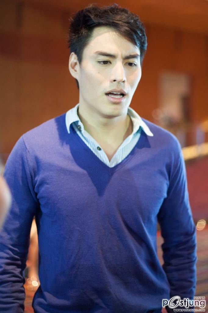 Navin Tar, Auan Rangsit, Koolcheng Trịnh T&uacute; Trung - Robot Cop Premiere