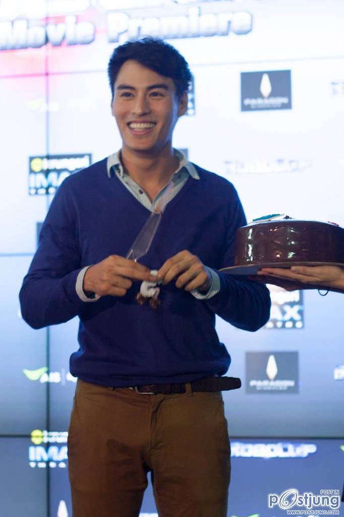 Navin Tar, Auan Rangsit, Koolcheng Trịnh T&uacute; Trung - Robot Cop Premiere