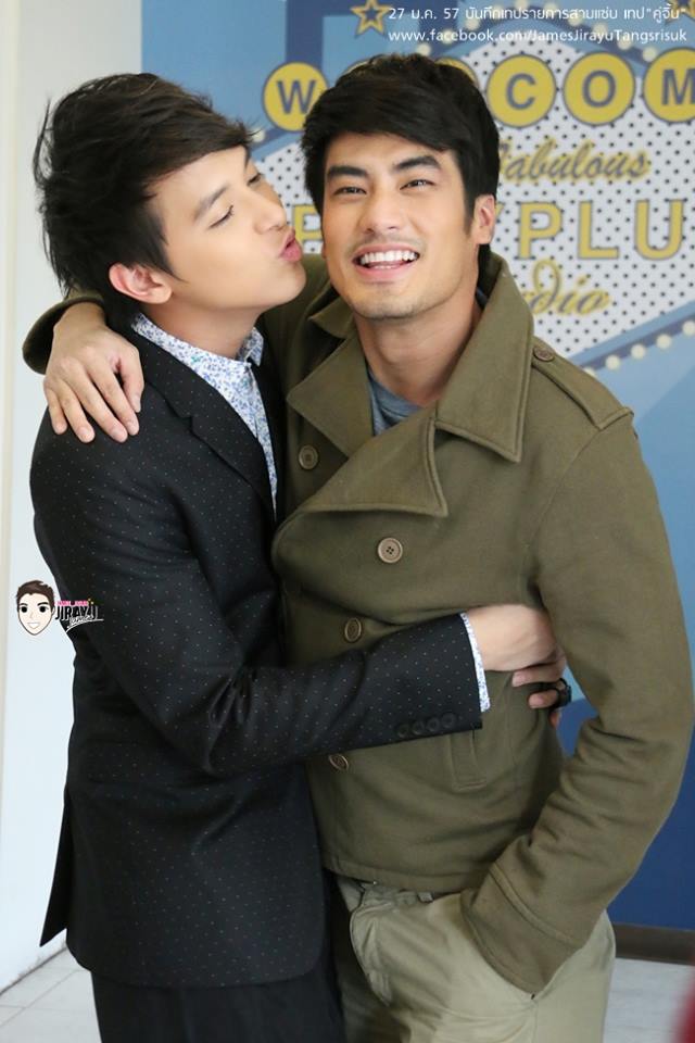 เจมส์-จิรายุ & เบลล่า-ราณี @ รายการสามแซ่บ (19-2-57)