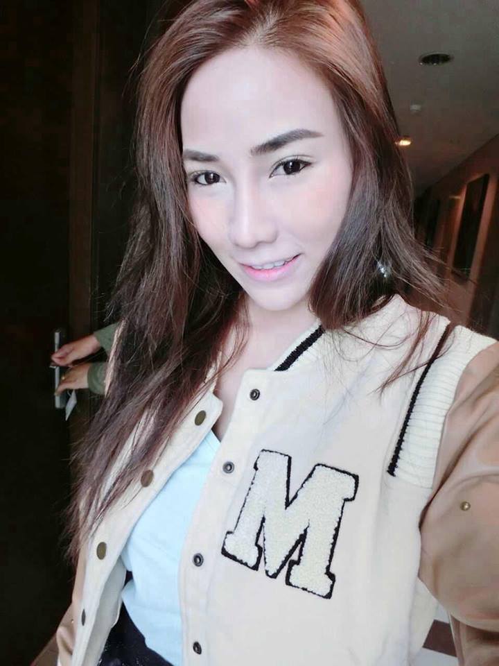 แฟชั่นน่ารักเซ็กซี่ แบบพริตตี้สาวสวย ชีสเค้ก จริยา