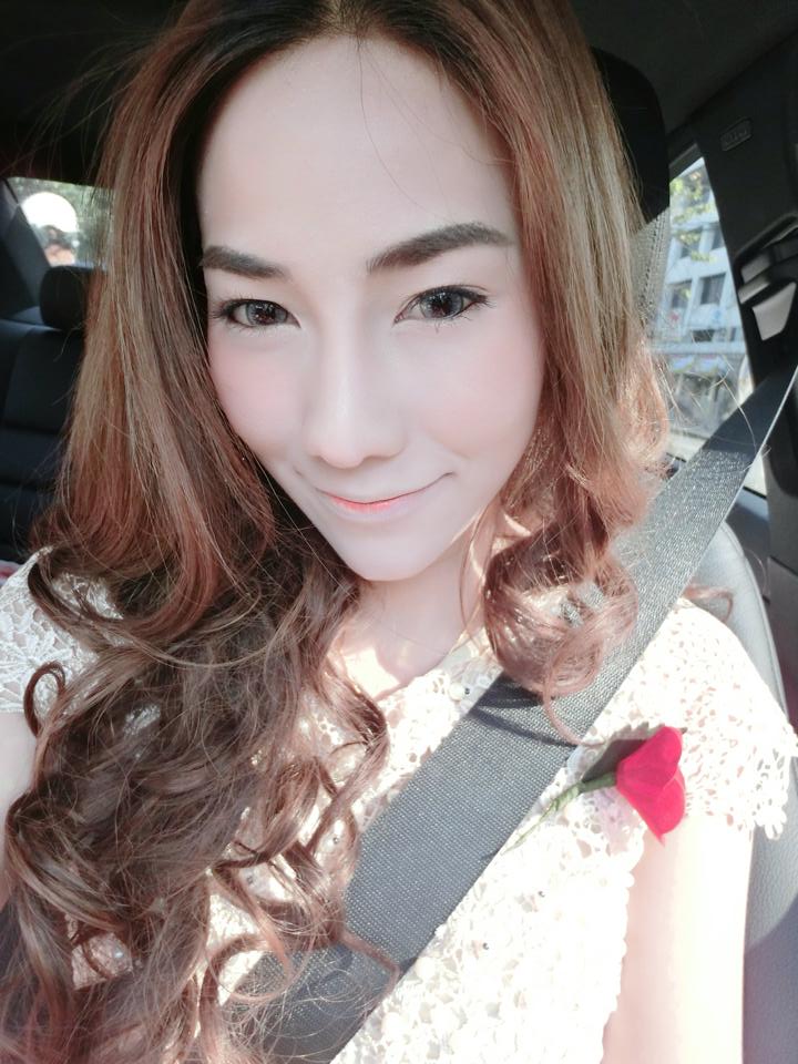 แฟชั่นน่ารักเซ็กซี่ แบบพริตตี้สาวสวย ชีสเค้ก จริยา