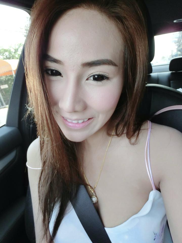แฟชั่นน่ารักเซ็กซี่ แบบพริตตี้สาวสวย ชีสเค้ก จริยา