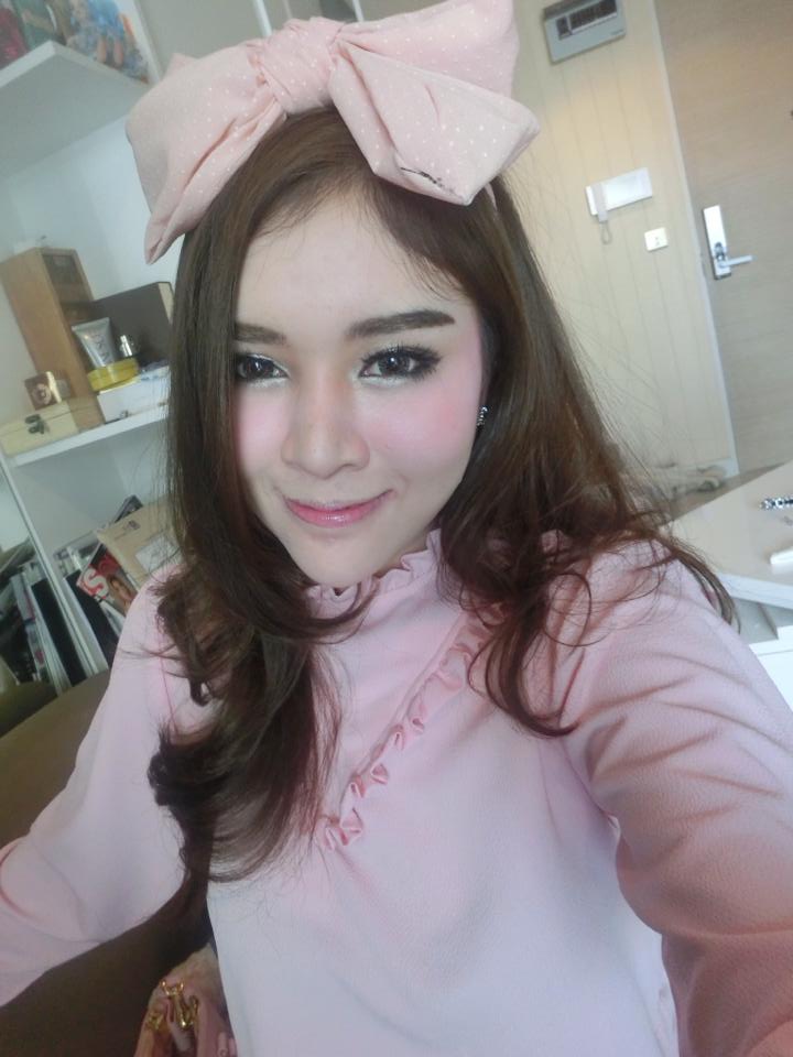 แมลงเมี่ยง พริตตี้สุดฮอต